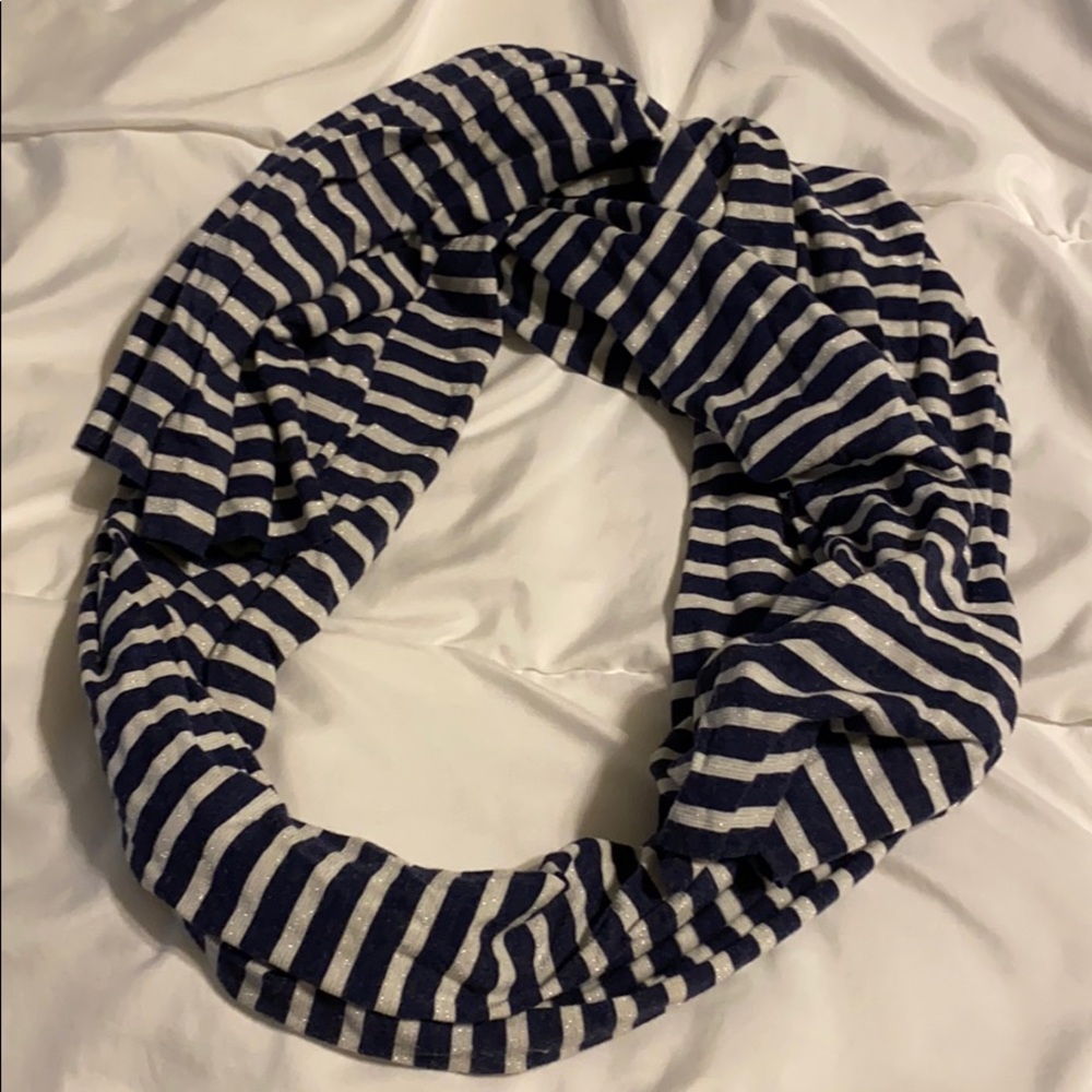 Striped scarf
